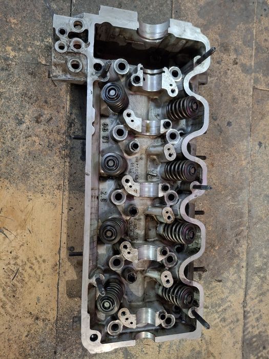 Запчасти на двигатель мерседес м102