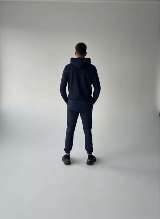 Мъжки спортни дрехи