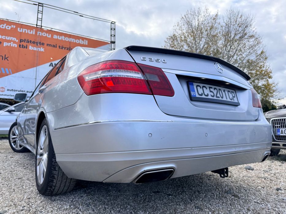 Mercedes-Benz E 350 impecabil tehnic și optic