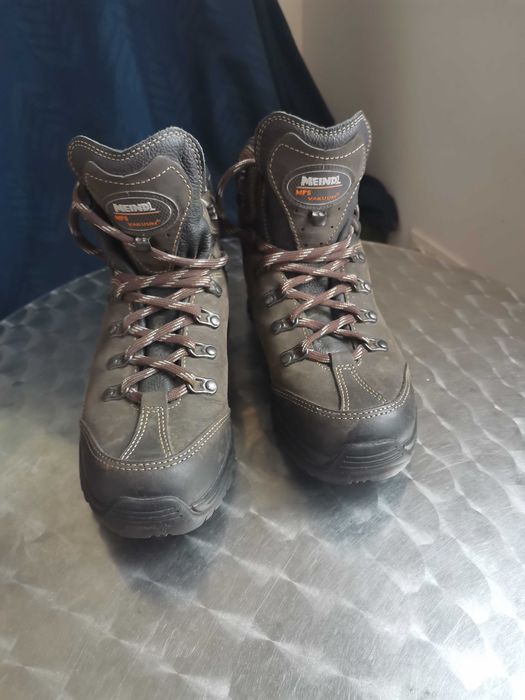 Bocanci Meindl nr. 41 diverse modele