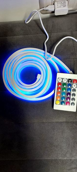 Furtun luminos cu telecomanda