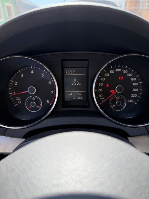 Vând Golf 6 2009 5500€