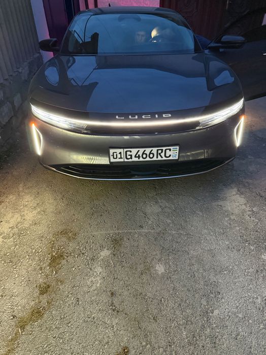Lucid air touring