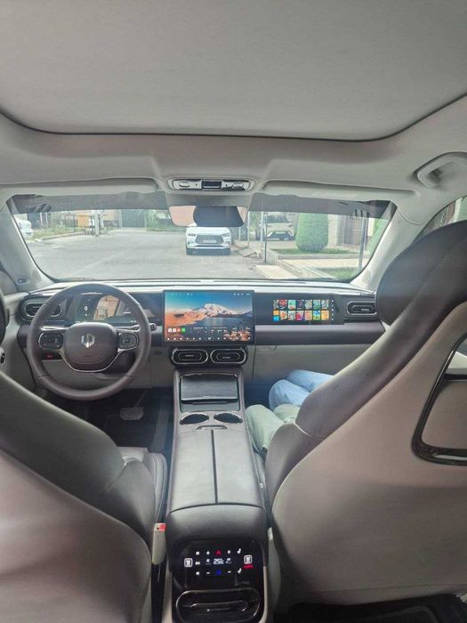 Автомобиль Leapmotor C11 restyling 2025