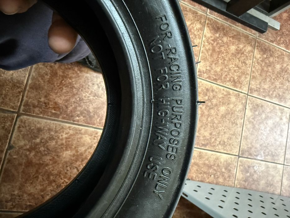 Външни гуми за тротинетка Tubeless 110/50/6.5
