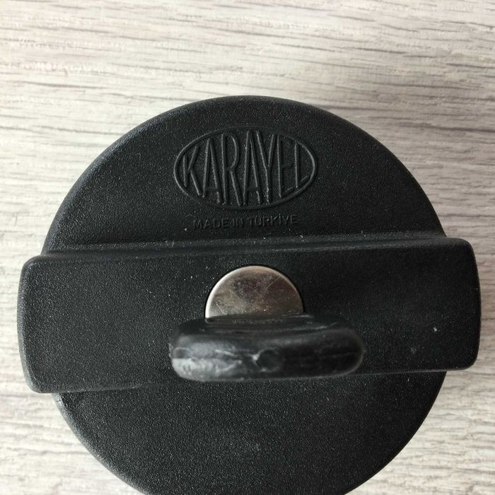 НОВА заключваща се капачка за резервоар за гориво Жигули / Лада / ВАЗ