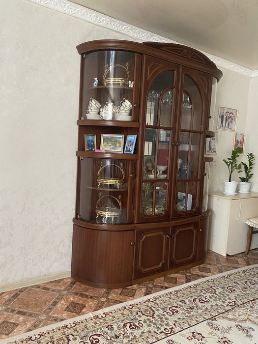 Сервант для посуды