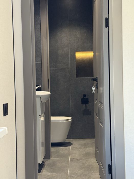 Продается офис рядом с ТЦ NEXT, вторая линия, 100 кв.м., 2 уровня