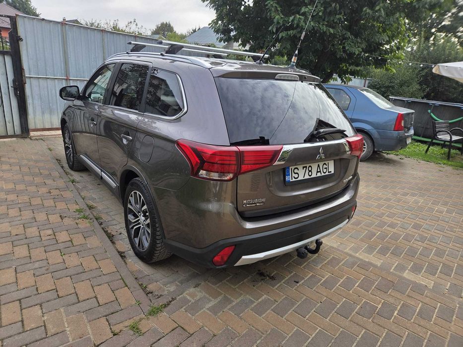 MITSUBISHI Outlander 2016 — imagine 3
