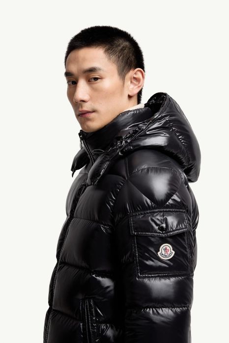 Яке Moncler матирано нови