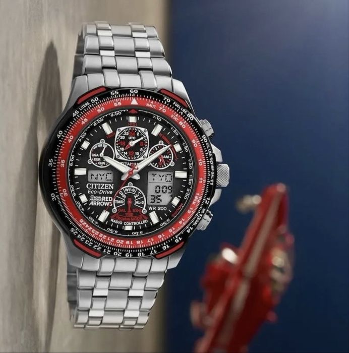 Ceas RED ARROWS Citizen Titanium.Solar Eco Drive. Nou.