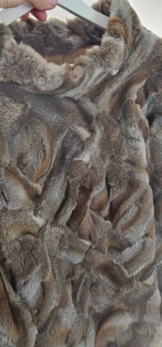 Haina de dama  de iarna