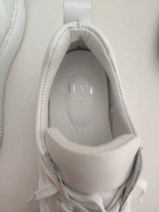 Кроссовки 40 размер