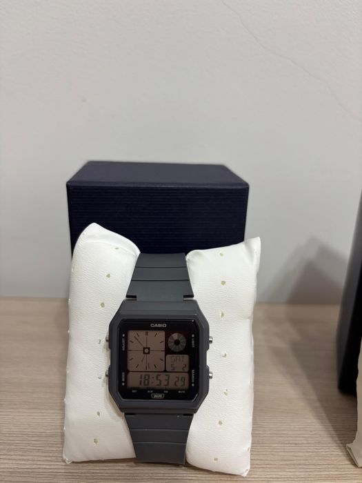 Часы Casio, 4 модели, все в отличном состоянии