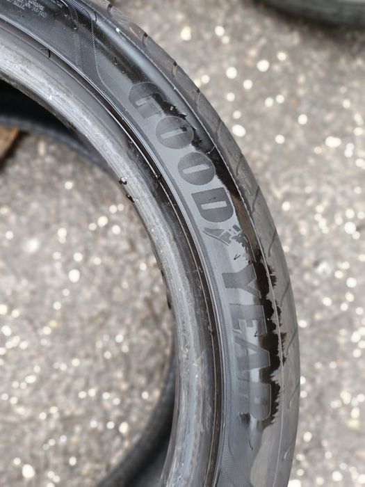 Летни гуми -19цола -225/45-1бр.-110лв."GOOD YEAR"