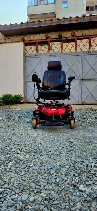 Carut , carucior electric pentru persoane cu dizabilități/ handicap