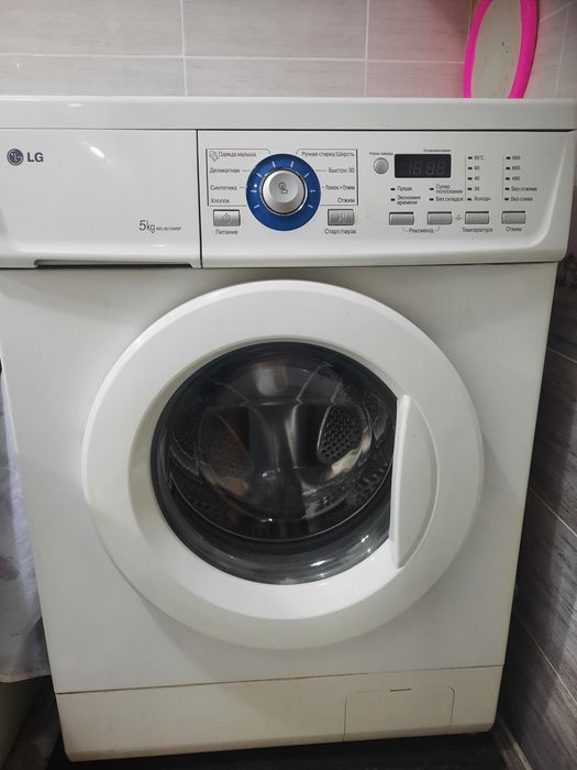 Продам стиральную машинку