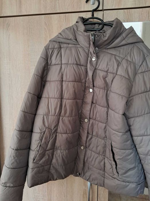 Дамско преходно яке