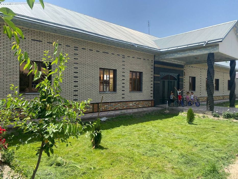 G'isht ishlab chiqaradigan aparat Sotiladi. Srochna