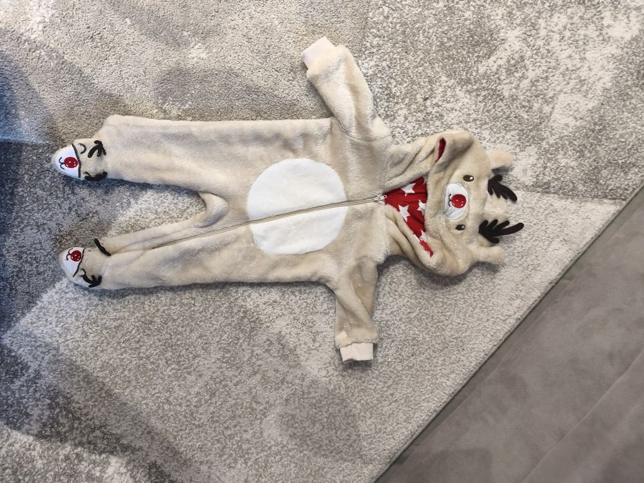 Бебешки гащеризончета и помпа за кърма