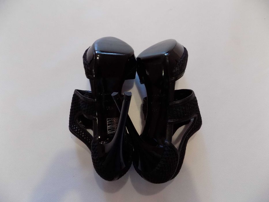 обувки burberry токчета оригинални официални дамски черни номер 38 1/2