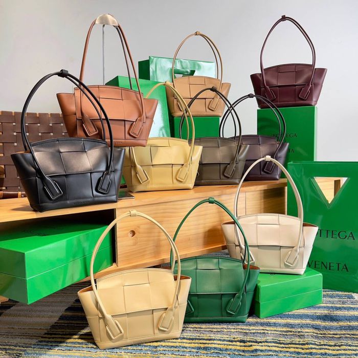Geanta Bottega Veneta Arco