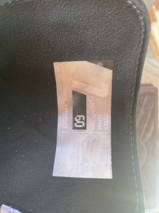 Vând Boots Head Marimea EUR44