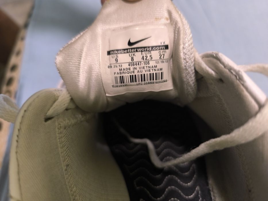 Nike номер 42.5 кожени маратонки