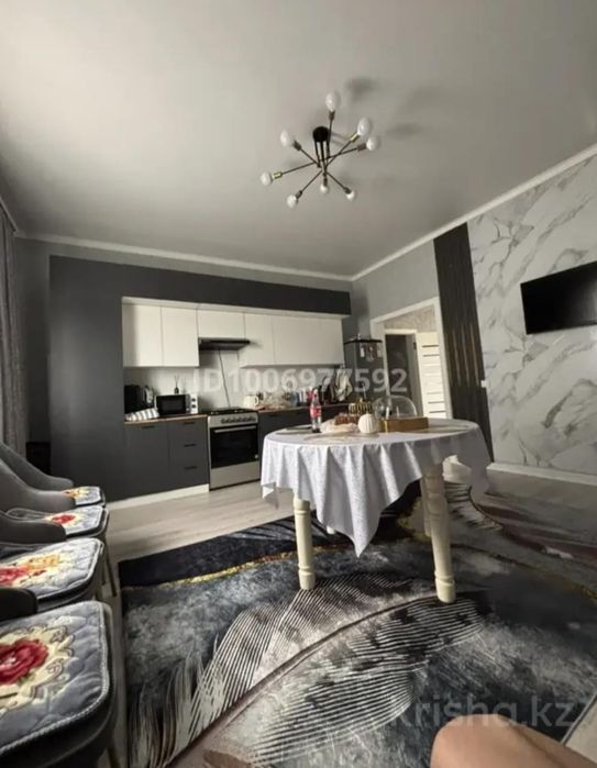 Продаю дом Алматы Енбекши новостройка