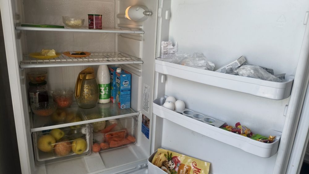Холодильник Indesit