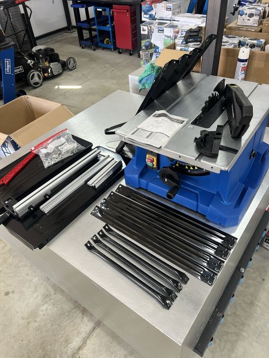 Стационарен  циркуляр с лазер Scheppach HS110 и HS250L SE 2000W 4800об