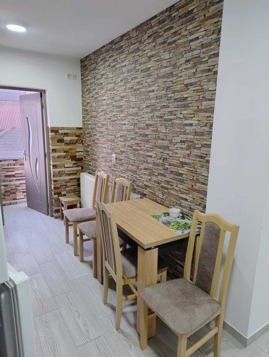 Apartament 2 camere decomandat centrala proprie(trifazic)