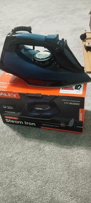Steam Iron HALEY 2400W, Keramika taglik, 350ml
