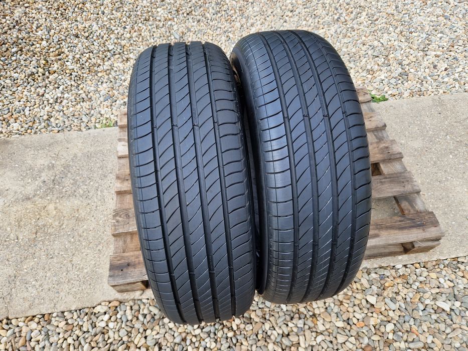 2anvelope vara 215 65 17 Michelin(profil 80% dot 2023)