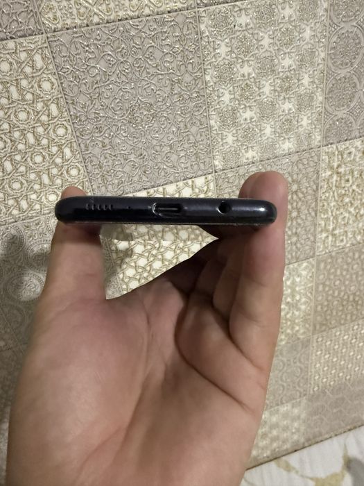 Samsung galaxy A31 продам