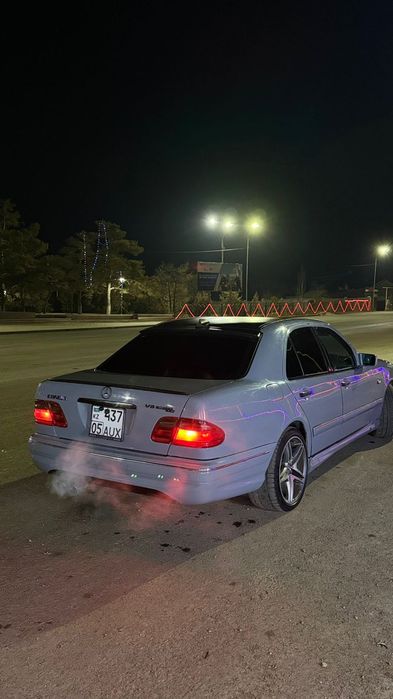 Продам срочно, Мерседес 4.2 по доку 3.2