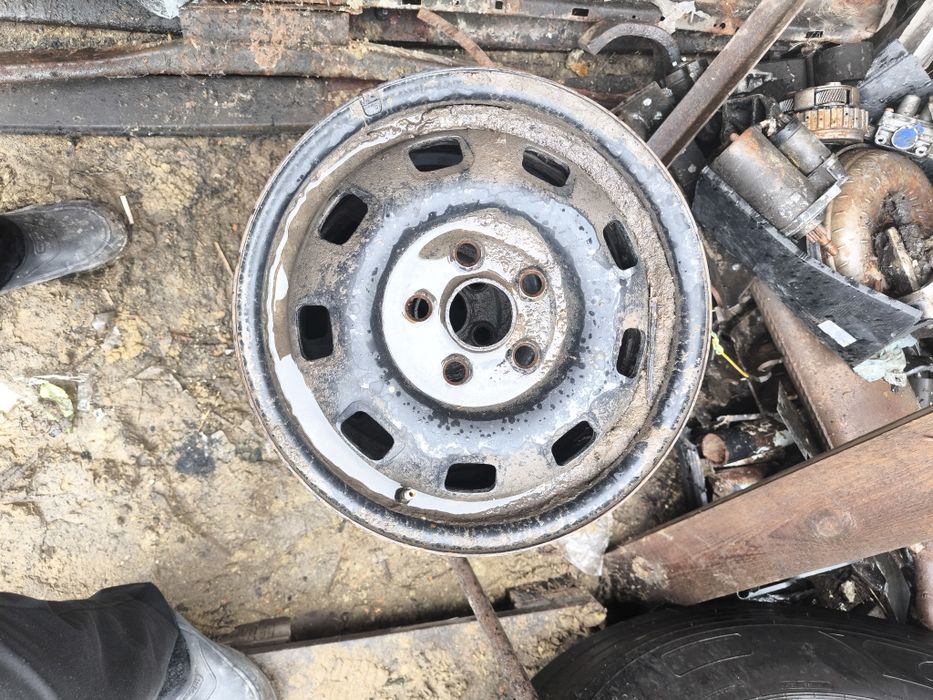 Диски на бус т4 продам железные