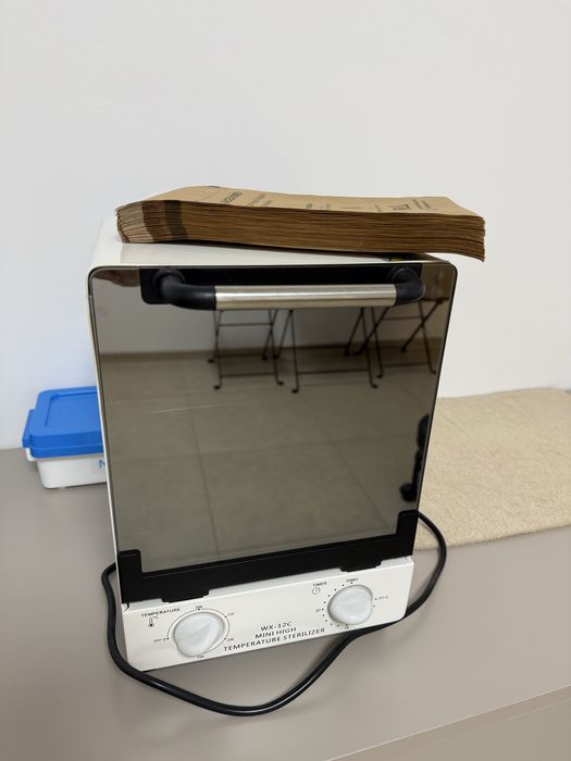 Стерилизатор за инструменти