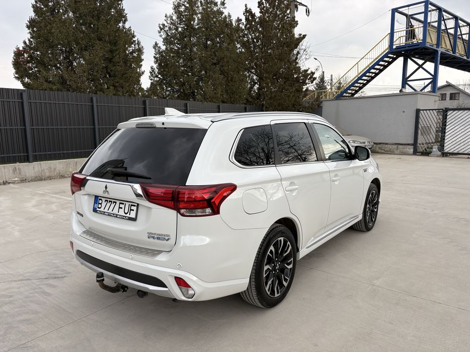 Mitsubishi Outlander Hybrid Plug In