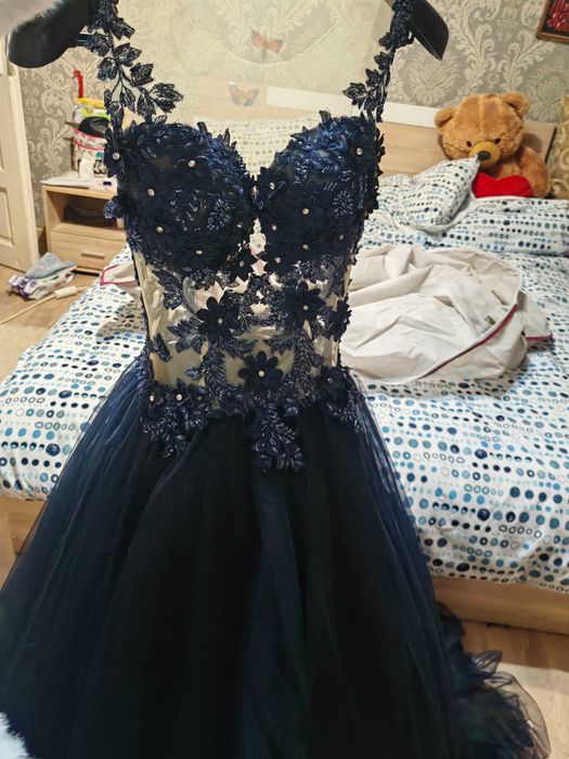 Дълга бална рокличка размер М