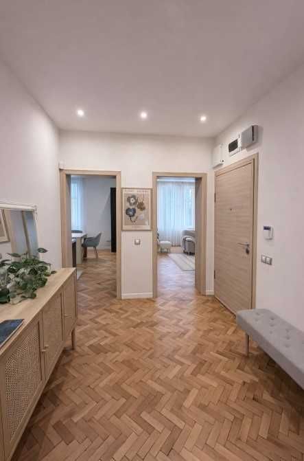 Дава се под наем Тристаен апартамент в София, Яворов - 125 кв.м за 1295.4 € - Снимка #5
