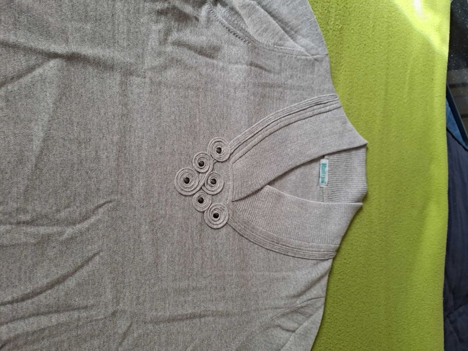 Нови вълнени блузи машинно плетиво