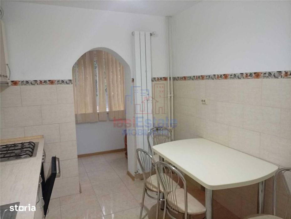 zona Canta Pacurari Apartament cu 2 camere decomandat