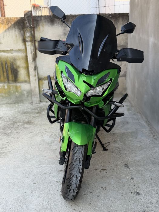 Kawasaki versys 2022 A2 AVARIAT