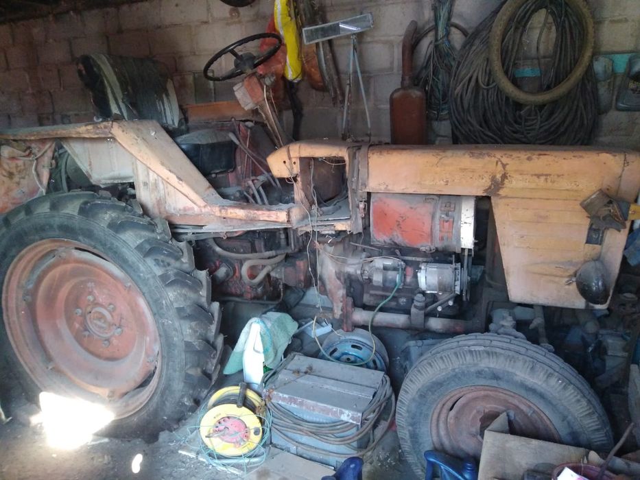 Продам трактор Т - 25