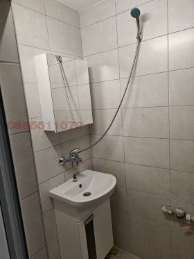 Дава се под наем Двустаен апартамент в Стара Загора, Център - 45 кв.м за 255 € - Снимка #3