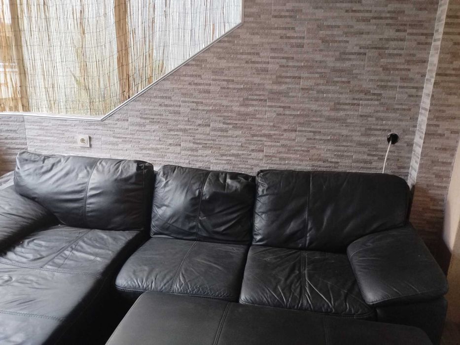 Диван от естествена кожа