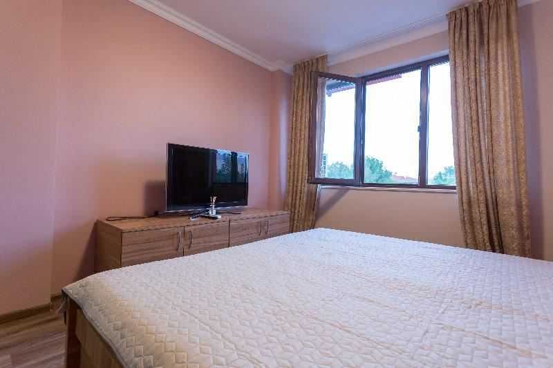 Дава се под наем Тристаен апартамент в София, Овча купел - 110 кв.м за 548.25 € - Снимка #10