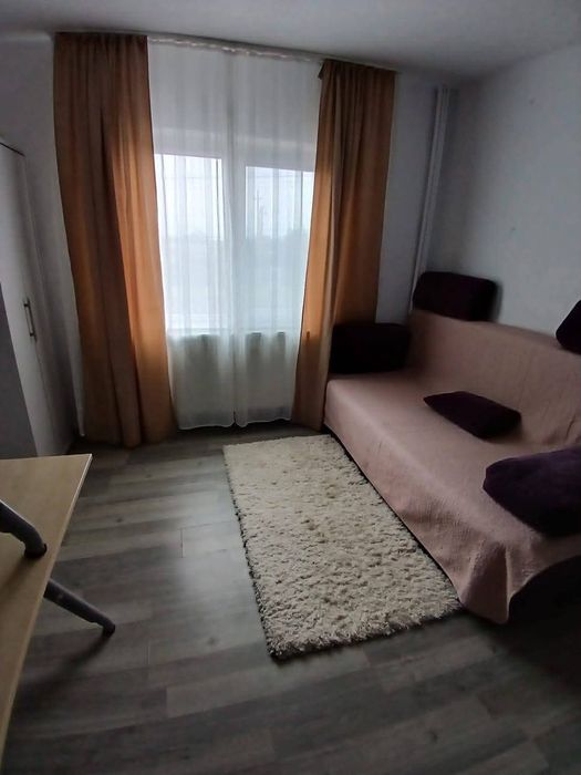 Vand apartament 3 camere