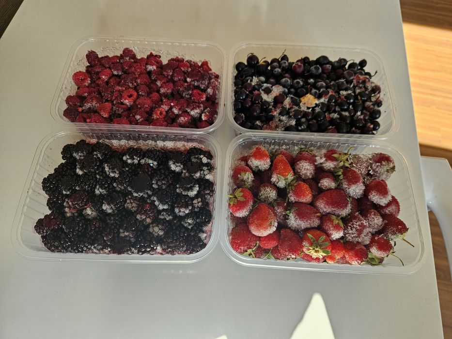 Ягоды замороженные